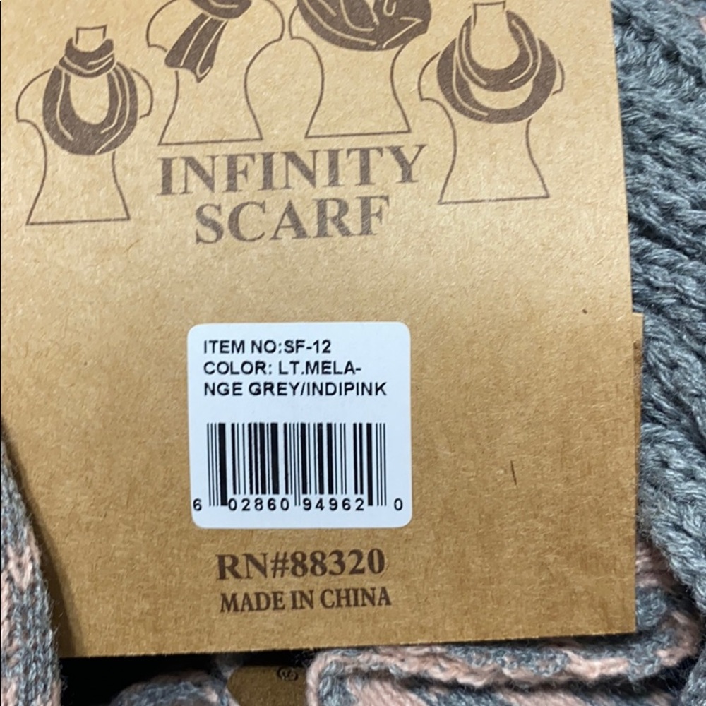 Scarf - Picture 6 of 8